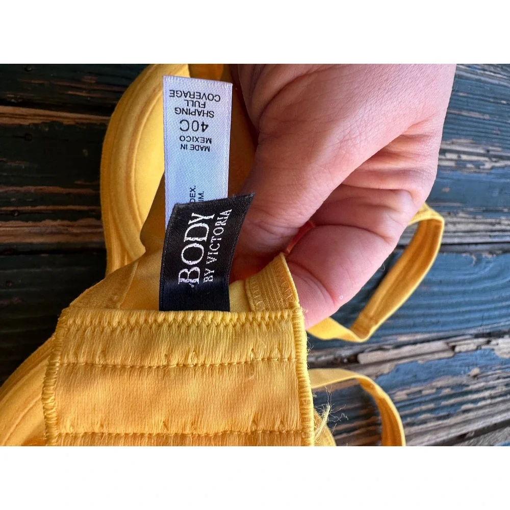 Victoria's Secret‎ Body by Victoria Full Coverage Shaping Bra Yellow 40C